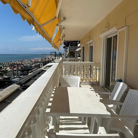 Olympic Beach Rooms ภายนอก รูปภาพ