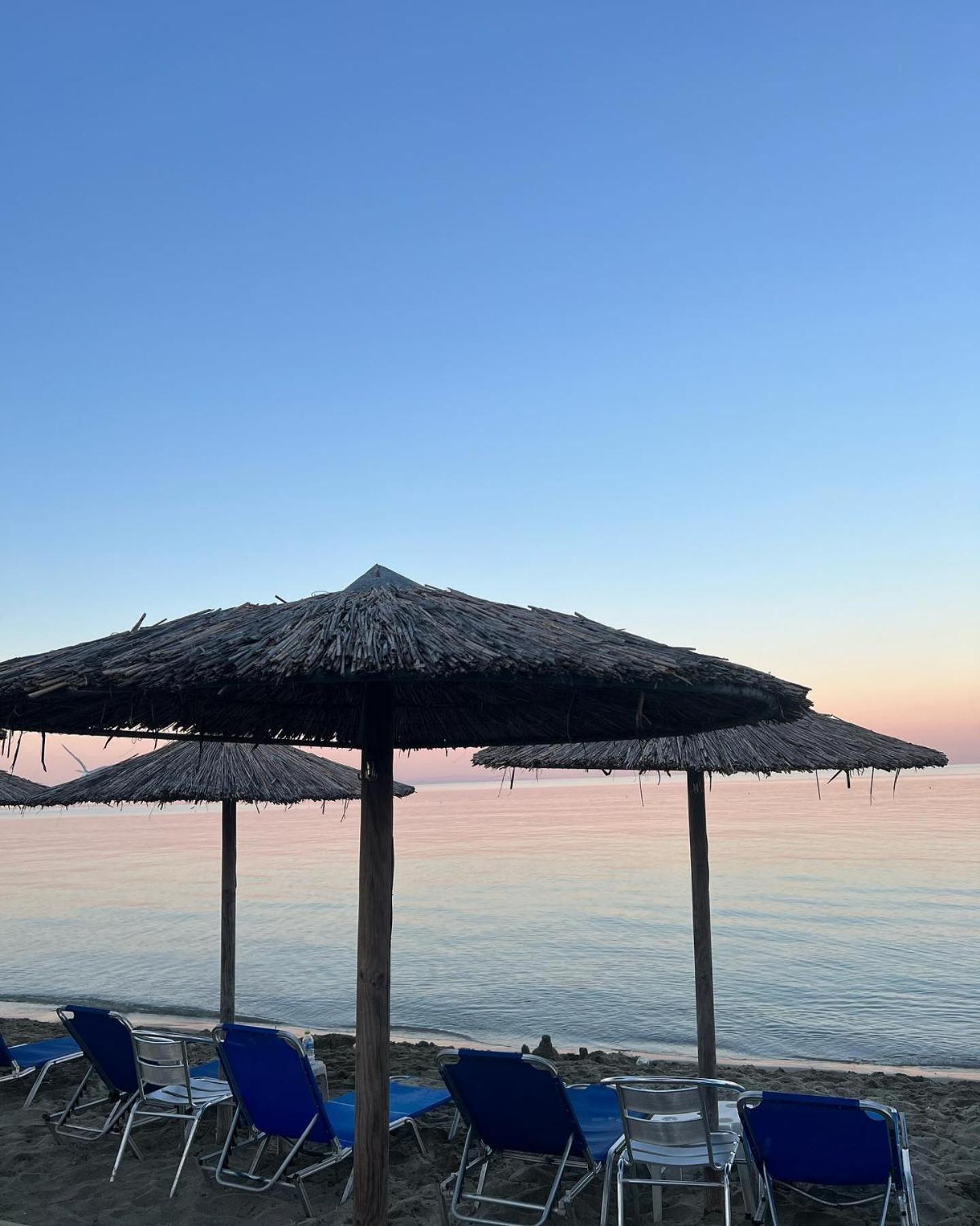 Olympic Beach Rooms ภายนอก รูปภาพ