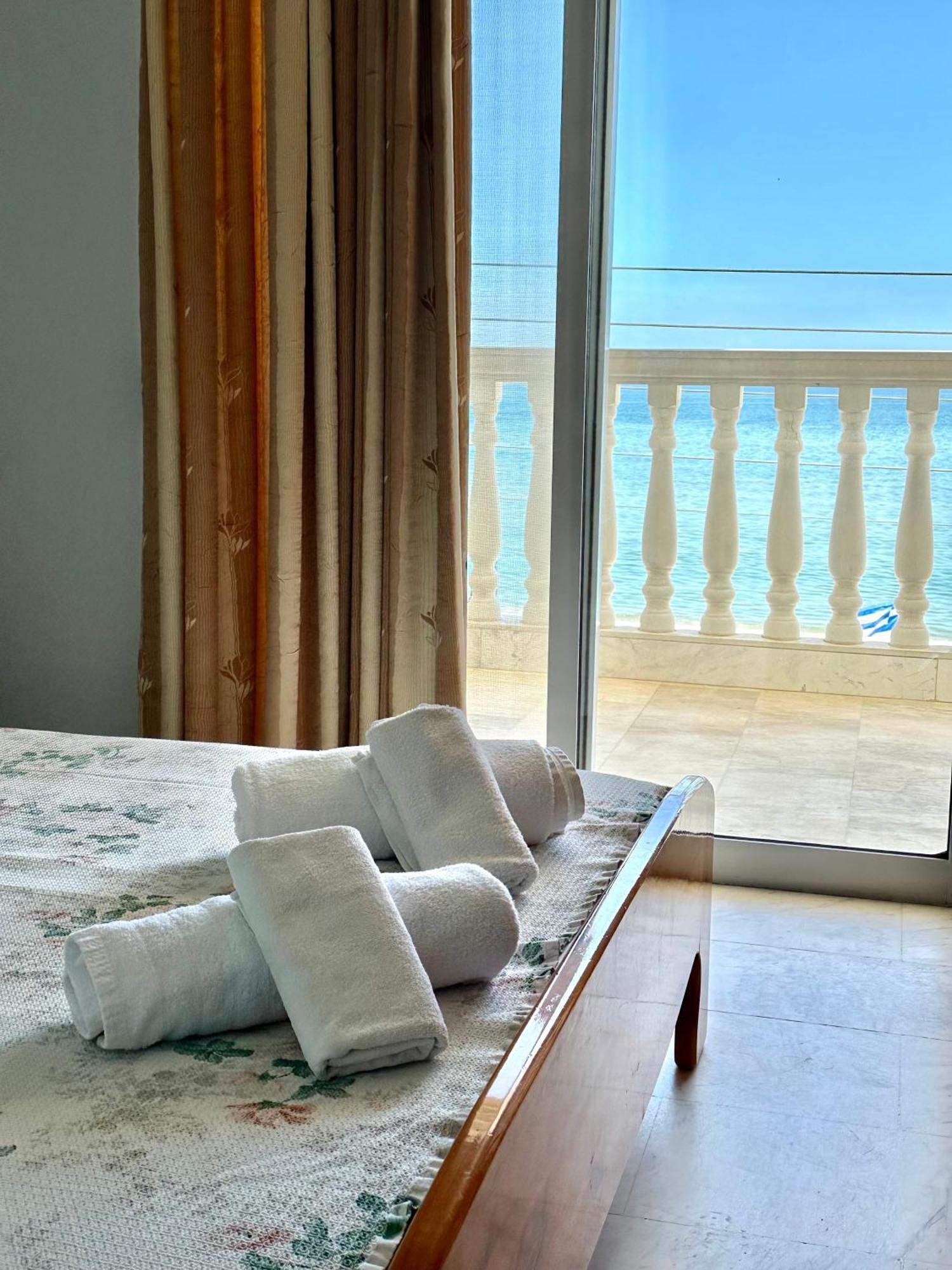 Olympic Beach Rooms ภายนอก รูปภาพ